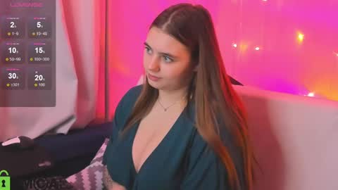 Snapshot of alli_aster chatting on 02.02.25 alli_aster online show from 02.02.25