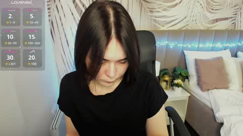 Snapshot of alli_zi chatting on 12.07.24 Blair online show from 12.07.24