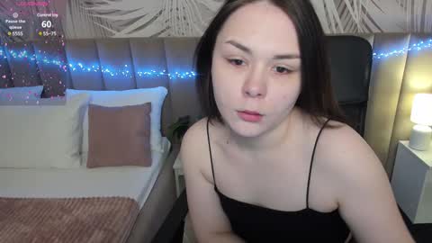 Snapshot of alli_zi chatting on 03.01.25 Blair online show from 03.01.25