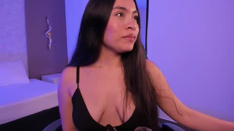 Snapshot of allie_bruce chatting on 02.18.26 A L L I E online show from 02.18.26