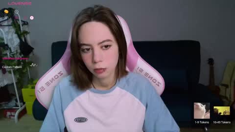 Snapshot of allie_hazie chatting on 01.25.25 alice online show from 01.25.25