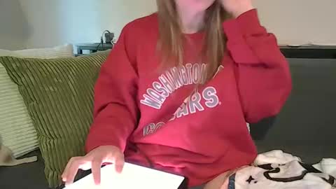 Snapshot of alliebearx chatting on 05.10.26 alliebearx online show from 05.10.26