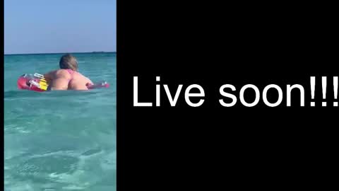 Snapshot of alliesynns chatting on 10.05.25 Allie online show from 10.05.25