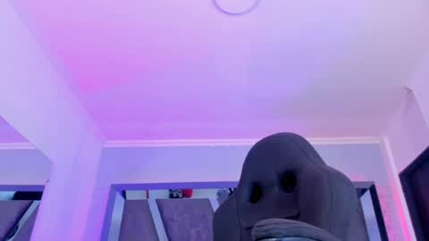    online show from 01.31.25