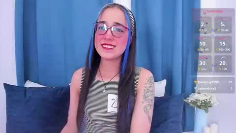 Snapshot of allison_divine chatting on 11.01.25 Allison online show from 11.01.25