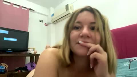 allisonlove2 online show from 04.13.26
