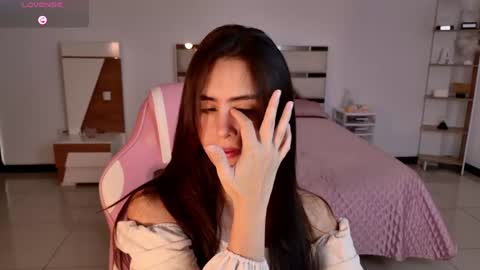 Snapshot of allisonpalmer chatting on 09.11.25 Allison Palmer online show from 09.11.25