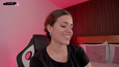 Snapshot of alliss_ginger_ chatting on 06.24.26 A L L I S S online show from 06.24.26