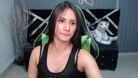 Snapshot of allisson_a chatting on 01.25.25 Allisson online show from 01.25.25