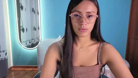 Snapshot of allisson_a chatting on 09.27.25 Allisson online show from 09.27.25