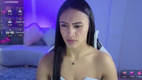 Snapshot of allisson_a chatting on 12.05.25 Allisson online show from 12.05.25