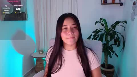 Snapshot of allisxxnn_fox chatting on 11.07.25 Allisxn Fox online show from 11.07.25