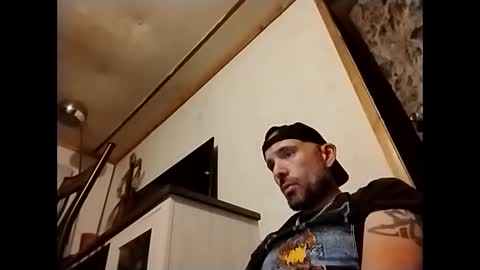 Snapshot of allitrunnin chatting on 09.27.25 allitrunnin online show from 09.27.25