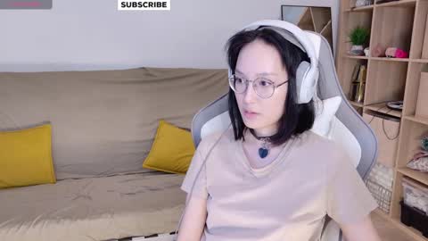 Snapshot of alllinaeve chatting on 02.24.25 Alina online show from 02.24.25