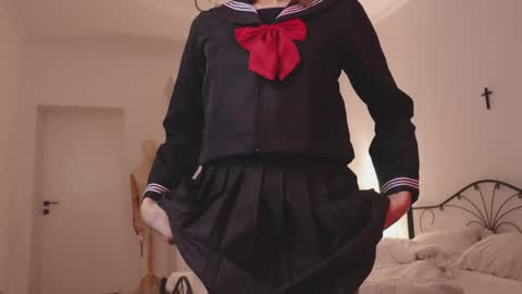 Snapshot of allotropp chatting on 03.31.26 ALOTROPP NOT BABY online show from 03.31.26