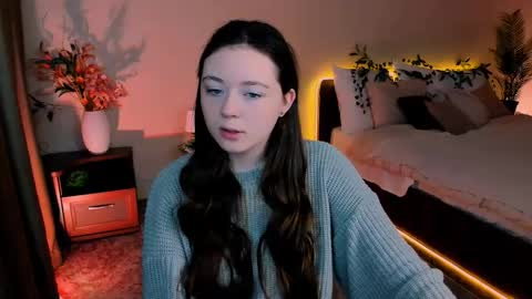 Snapshot of alluringeyess chatting on 09.14.25 alluringeyess online show from 09.14.25