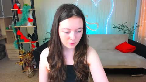 Snapshot of alluringeyess chatting on 07.22.26 alluringeyess online show from 07.22.26