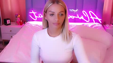 AlwaysHot online show from 01.08.25