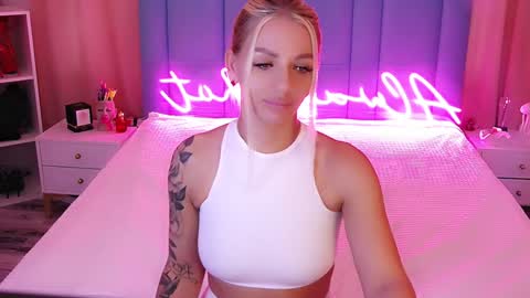 AlwaysHot online show from 01.29.25