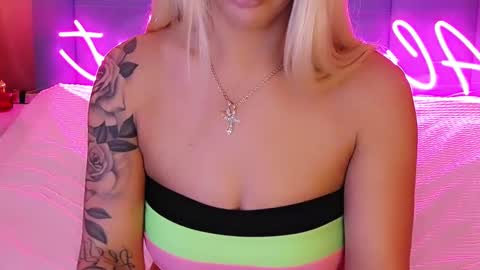 AlwaysHot online show from 02.12.25