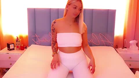 AlwaysHot online show from 03.12.25