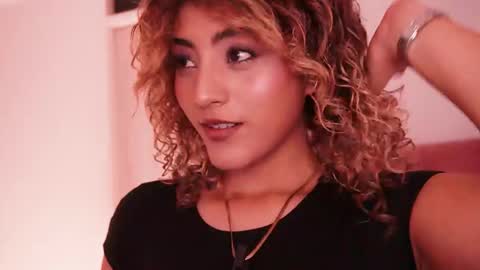 Snapshot of ally_summer chatting on 02.08.26 ally_summer online show from 02.08.26