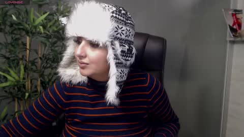 Snapshot of allyiah chatting on 02.22.25 online show from 02.22.25