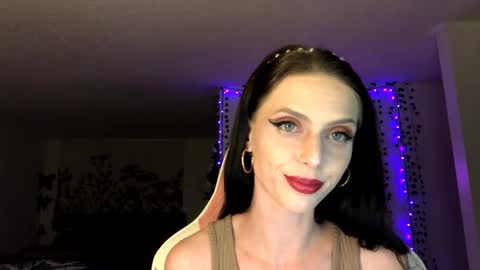 Snapshot of allyoursss1212 chatting on 02.12.25 Ally Girl In Her Ally World online show from 02.12.25