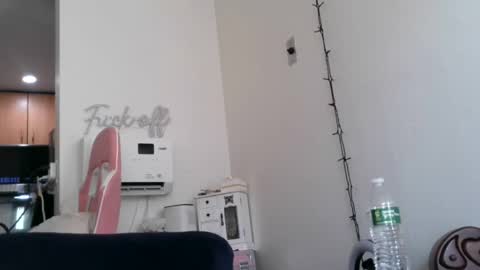 Ally Girl In Her Ally World online show from 07.14.26