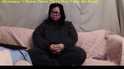Snapshot of allyssamay chatting on 11.16.25 Allyssamay online show from 11.16.25