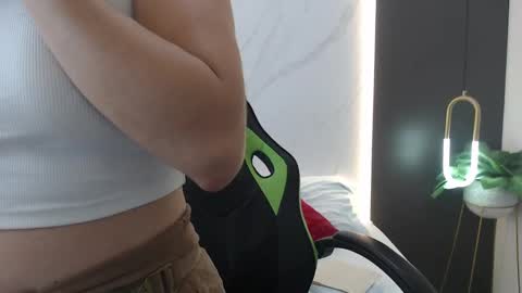 ALMA FENIX  online show from 01.17.25