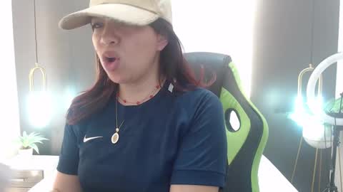 ALMA FENIX  online show from 02.01.25