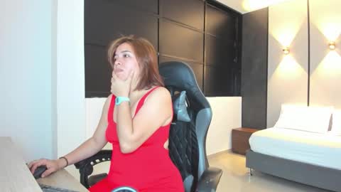 ALMA FENIX  online show from 09.13.25