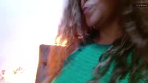 Snapshot of alma_sexyy chatting on 03.28.26 Alma online show from 03.28.26