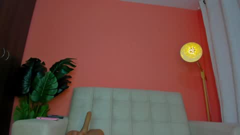 Alma Castillo online show from 12.15.24