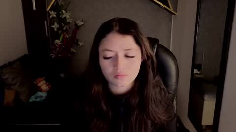 Snapshot of almma_ chatting on 09.15.25 ALMMA online show from 09.15.25