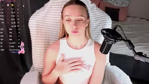 Lia online show from 02.27.26