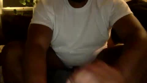 Snapshot of aloewishes chatting on 01.19.25 aloewishes online show from 01.19.25