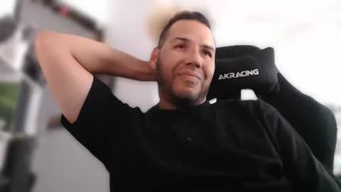 simplyfaded online show from 11.16.25