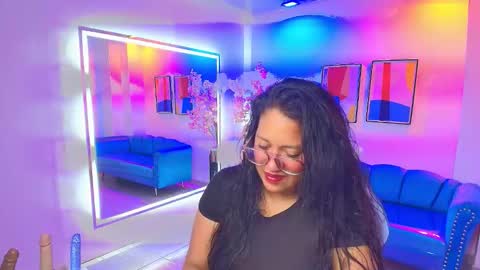 Alondra  online show from 12.05.25