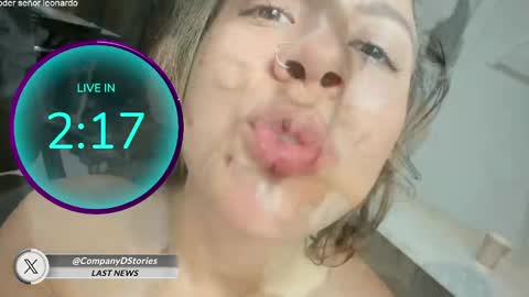 Snapshot of alondra_on_fire chatting on 05.22.26 Alondra Suarez online show from 05.22.26