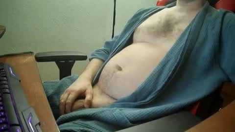 Snapshot of alonzomanly chatting on 10.02.25 alonzomanly online show from 10.02.25