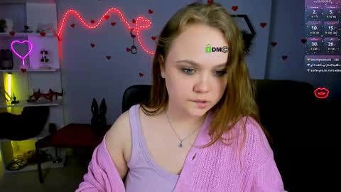 Snapshot of alorea_faye chatting on 05.14.26 Alorea online show from 05.14.26