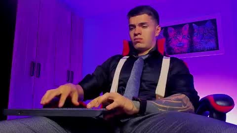 alpha_dominus_ online show from 09.11.25