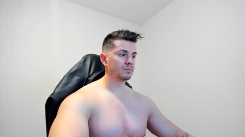 Snapshot of alphagodleatherking92 chatting on 02.08.25 LeatherMaster online show from 02.08.25