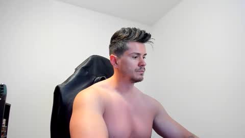 Snapshot of alphagodleatherking92 chatting on 03.02.25 LeatherMaster online show from 03.02.25