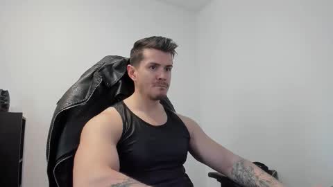 Snapshot of alphagodleatherking92 chatting on 11.17.25 LeatherMaster online show from 11.17.25