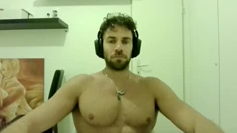 Snapshot of alphah_hunk chatting on 09.20.25 alphah_hunk online show from 09.20.25