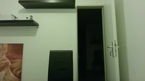 Snapshot of alphah_hunk chatting on 09.27.25 alphah_hunk online show from 09.27.25