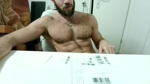 Snapshot of alphah_hunk chatting on 11.04.25 alphah_hunk online show from 11.04.25